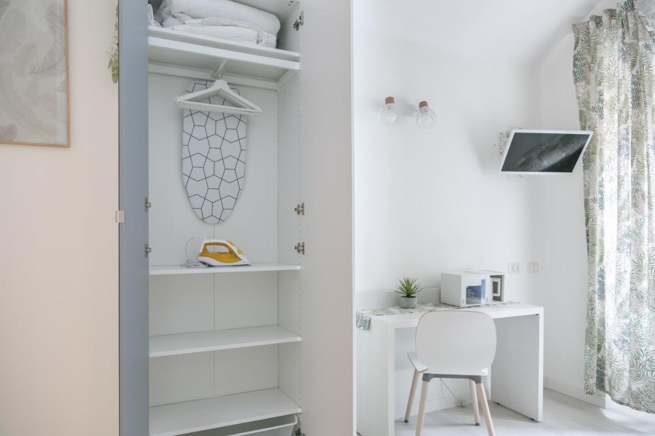 White Candia Guesthouse Рим Экстерьер фото