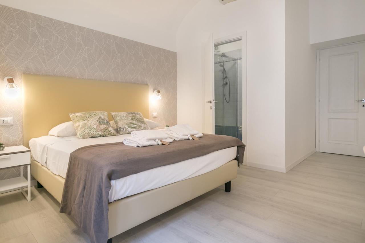 White Candia Guesthouse Рим Экстерьер фото