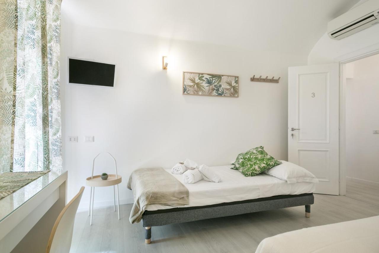 White Candia Guesthouse Рим Экстерьер фото